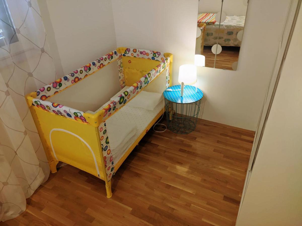 Apartment Pixel Трогір Екстер'єр фото